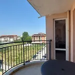 Апартамент ред хаус Слънчев бряг