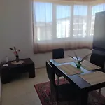 ред хаус Apartment Sunny Beach
